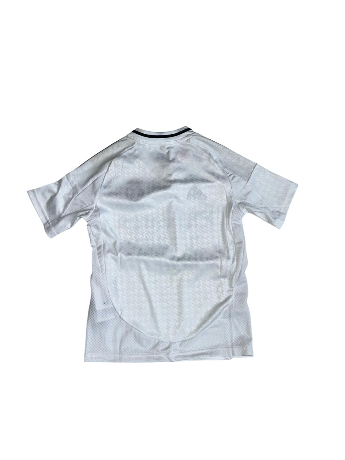 Real Madrid 2024/2025   |   Talla: S Niño